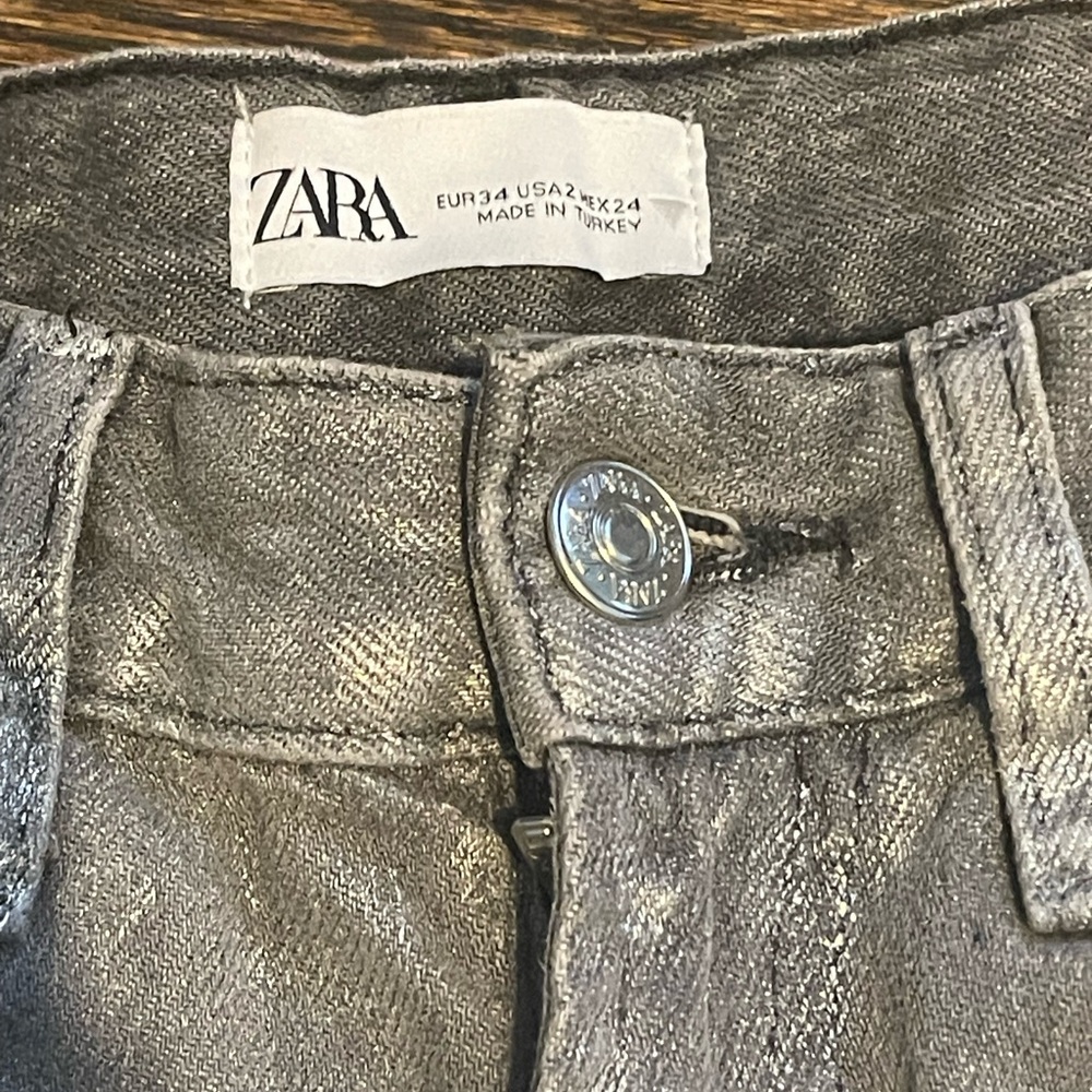 Zara Metallic Silver Straight-Leg Jeans women’s size 2 - Picture 2 of 12